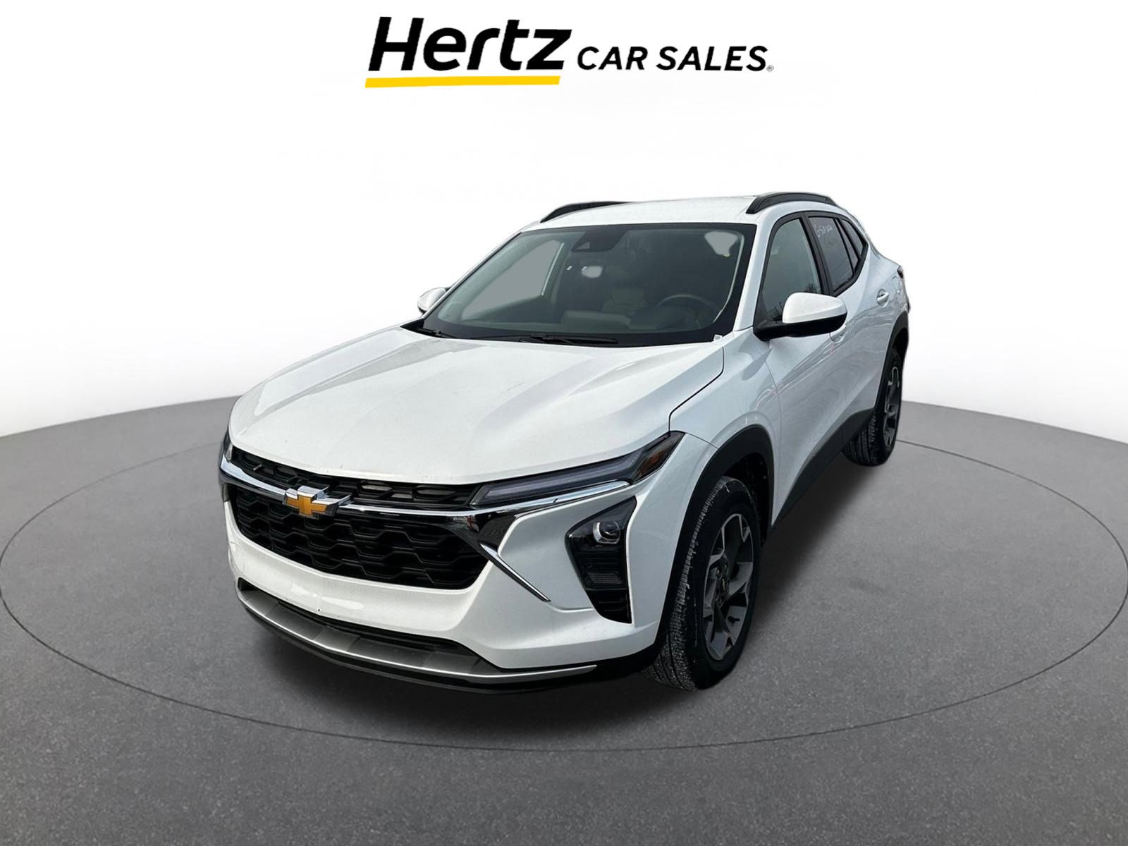 Used 2025 Chevrolet Trax LT w/ LT Convenience Package image 3