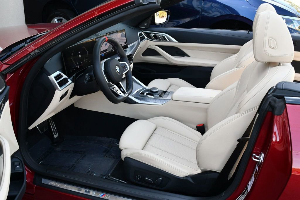Used 2025 BMW M440i Convertible RWD image 14