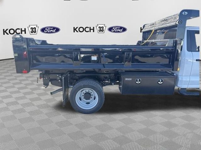 New 2026 Ford F550 4x4 Regular Cab Super Duty image 13