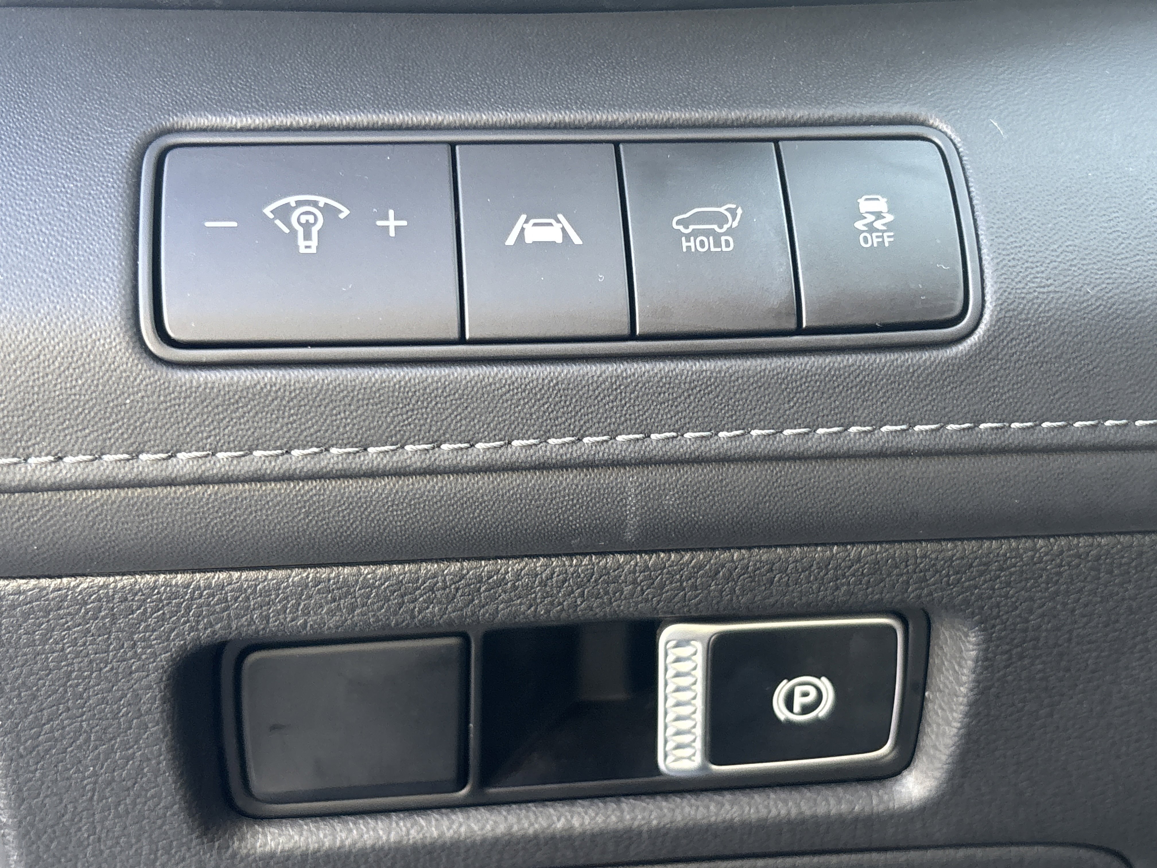 Used 2023 Hyundai Santa Fe Limited image 27