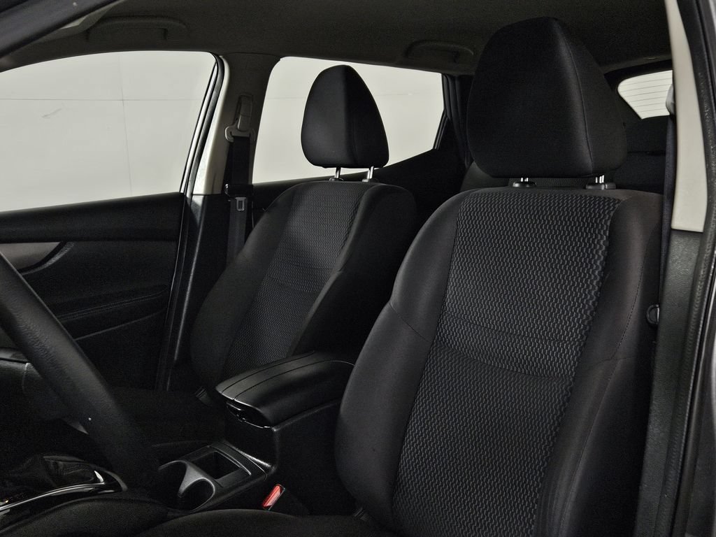 Used 2022 Nissan Rogue Sport S FWD image 22