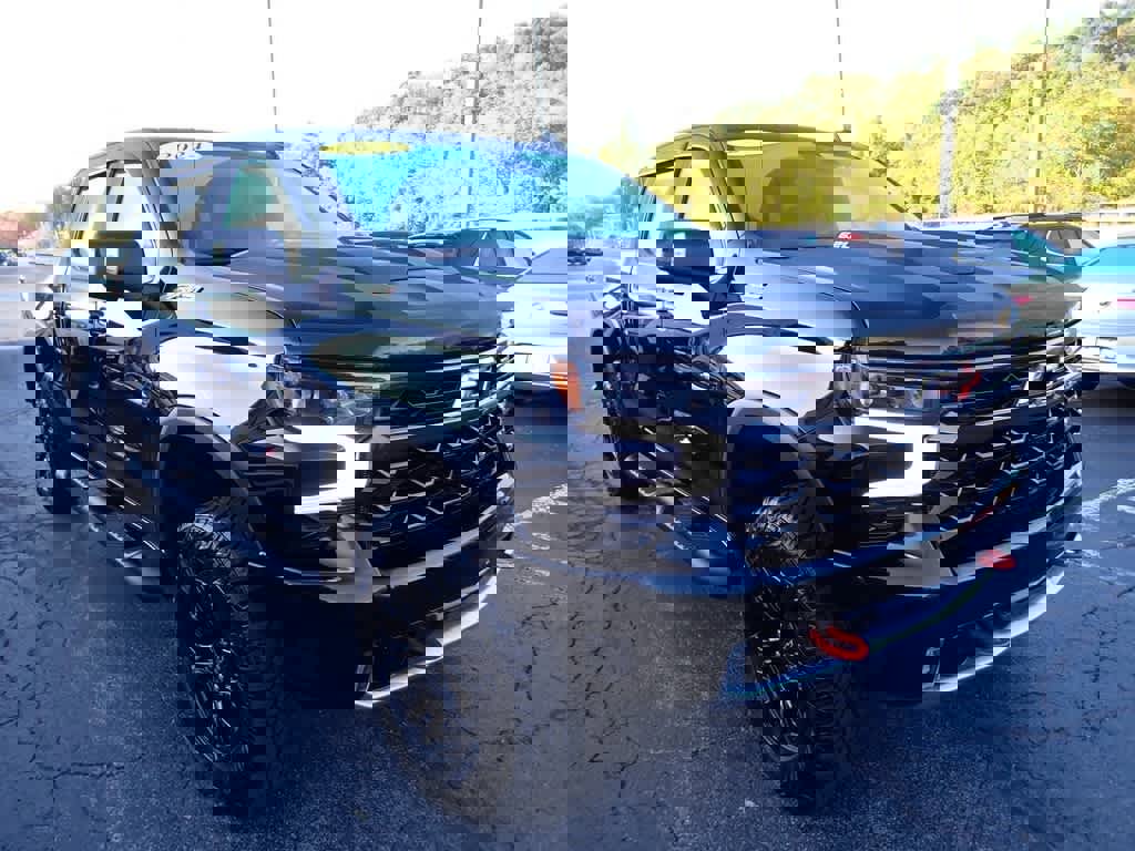 Certified 2024 Chevrolet Silverado 1500 ZR2 w/ Technology Package image 7