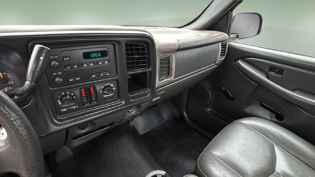 Used 2006 Chevrolet Silverado 1500 W/T RWD image 24