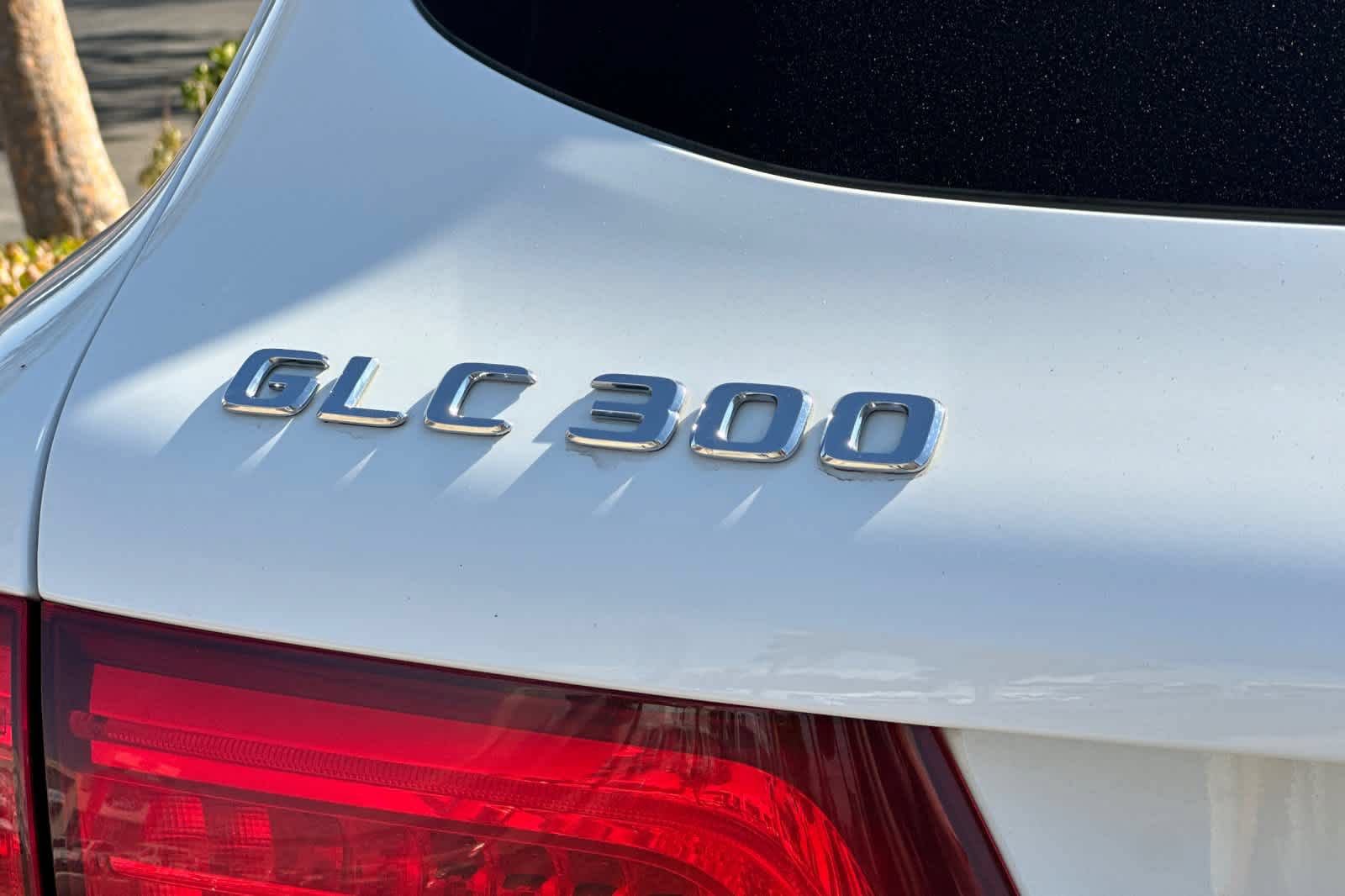 Used 2018 Mercedes-Benz GLC 300 4MATIC image 29