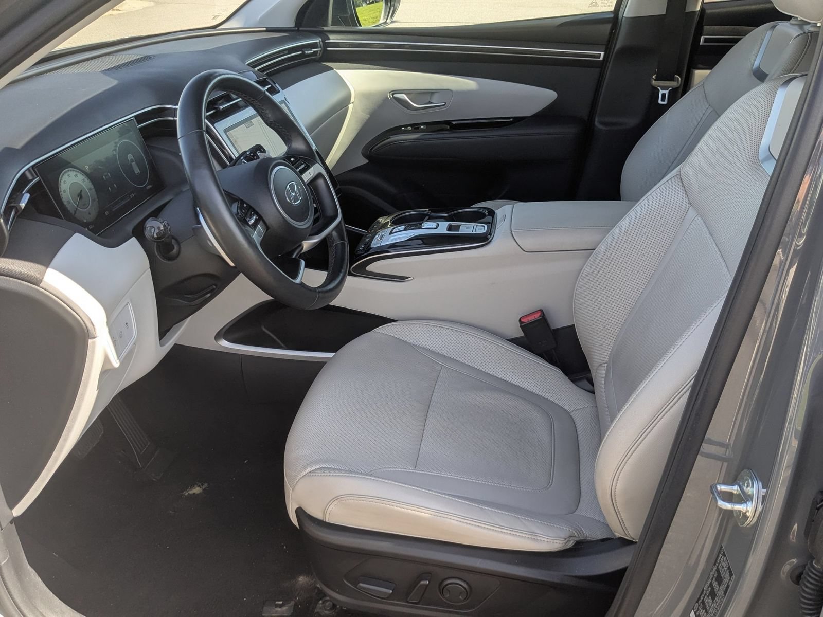 Used 2024 Hyundai Tucson Limited AWD/4WD image 13