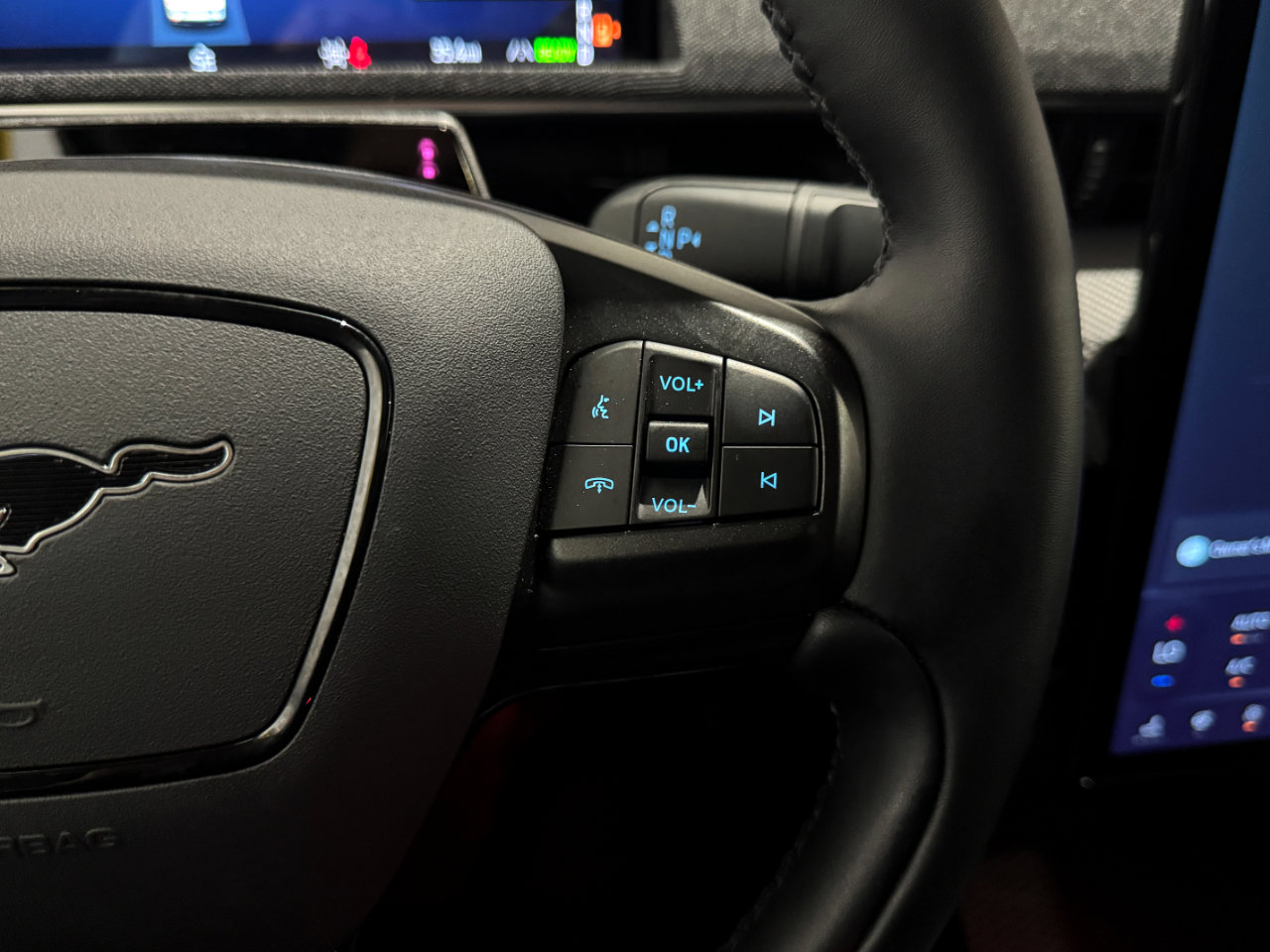 Used 2025 Ford Mustang Mach-E Premium image 33