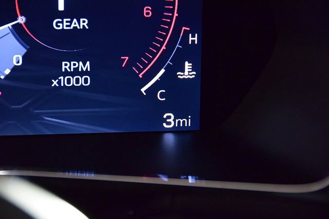 New 2025 GMC Canyon Elevation w/ Convenience Package image 18