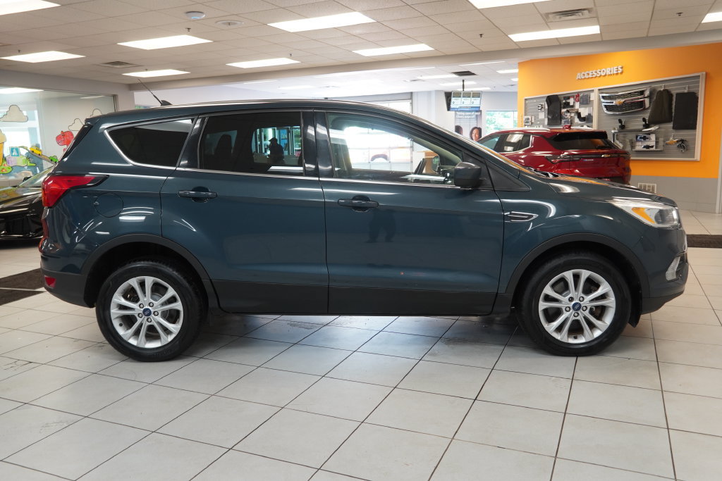 Used 2019 Ford Escape SE AWD/4WD image 12