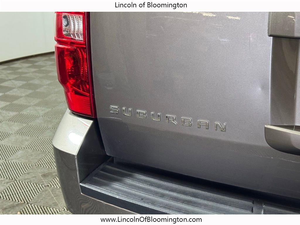 Used 2011 Chevrolet Suburban LT w/ Luxury Package image 50
