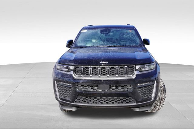 New 2026 Jeep Grand Cherokee Limited w/ Trailer Tow Package image 8