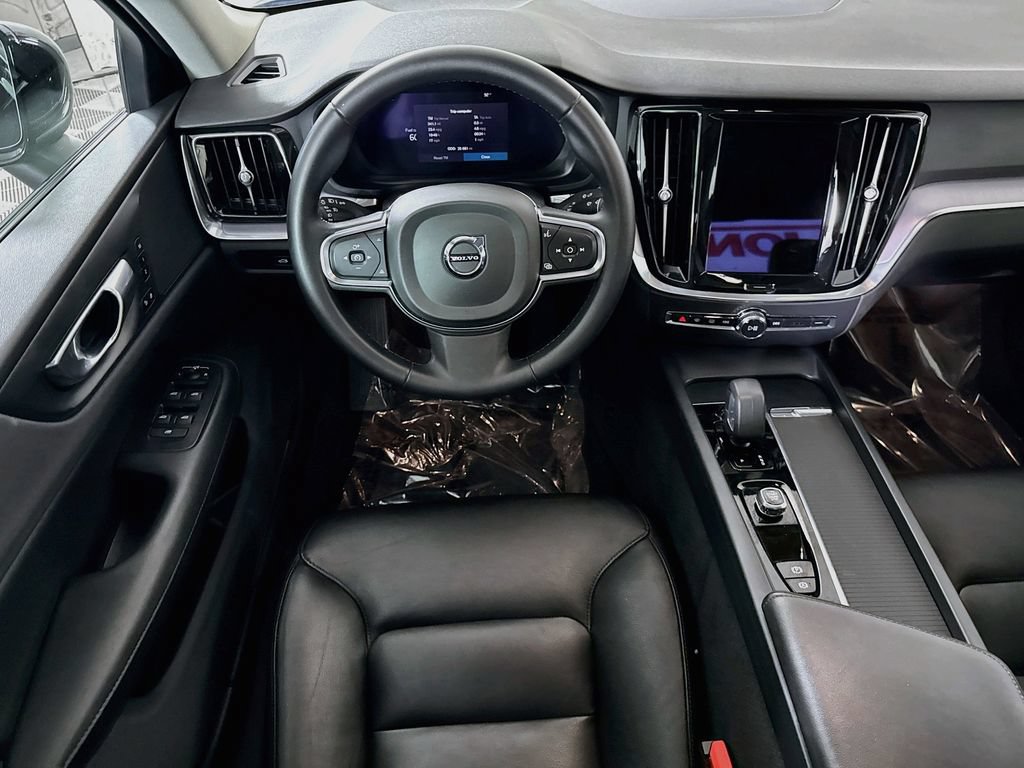 Used 2024 Volvo S60 B5 Core w/ Climate Package FWD image 3