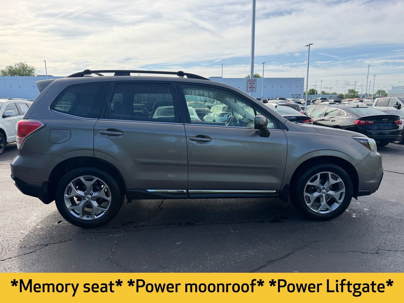 Used 2018 Subaru Forester 2.5i Touring AWD/4WD image 6