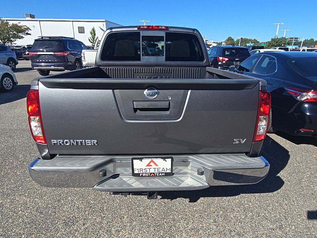 Used 2018 Nissan Frontier SV RWD image 6