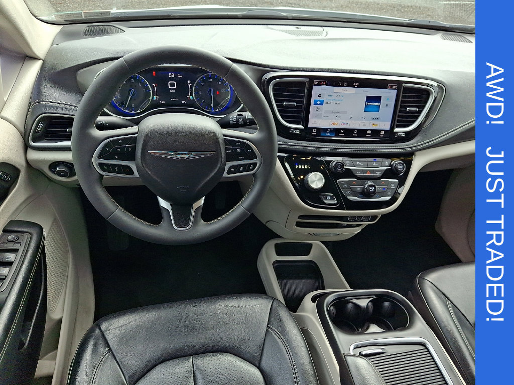 Used 2022 Chrysler Pacifica Touring-L AWD/4WD image 12