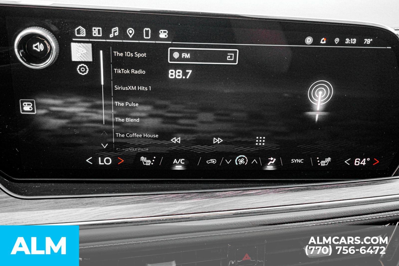 Used 2025 Chevrolet Tahoe Z71 w/ Comfort Package image 43