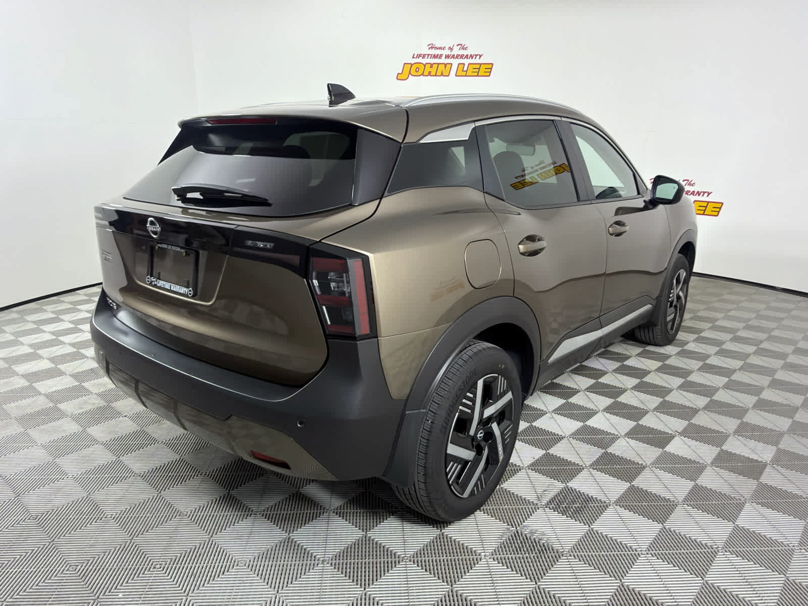 Certified 2026 Nissan Kicks SV w/ Interior Electronics Package FWD image 6