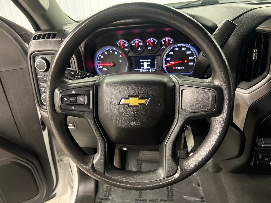 Certified 2022 Chevrolet Silverado 2500 Custom w/ Gooseneck/5TH Wheel Package AWD/4WD image 19