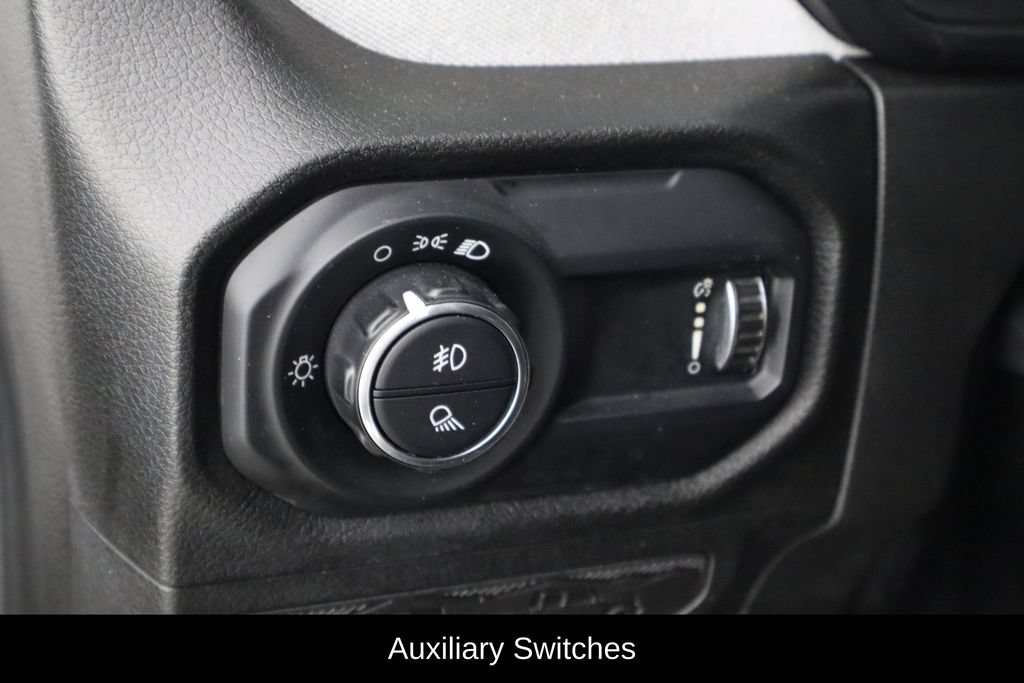 Used 2025 Jeep Gladiator Sport AWD/4WD image 22