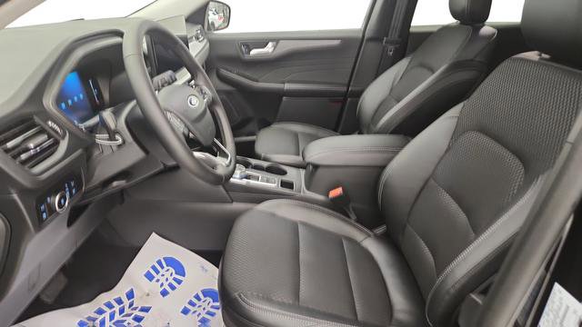 New 2026 Ford Escape SE w/ Class II Trailer Tow Package image 10