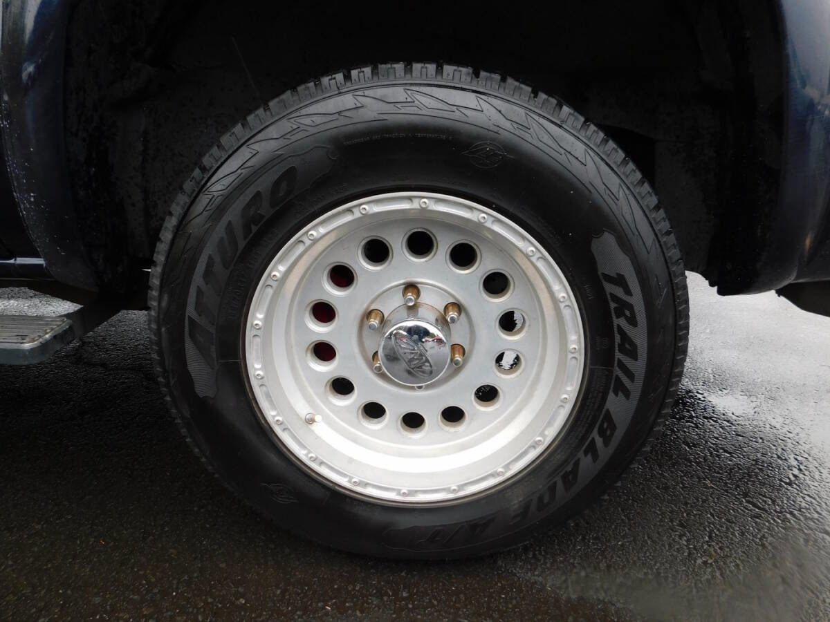 Used 2005 Chevrolet Avalanche Z71 w/ Sun And Sound Package image 22