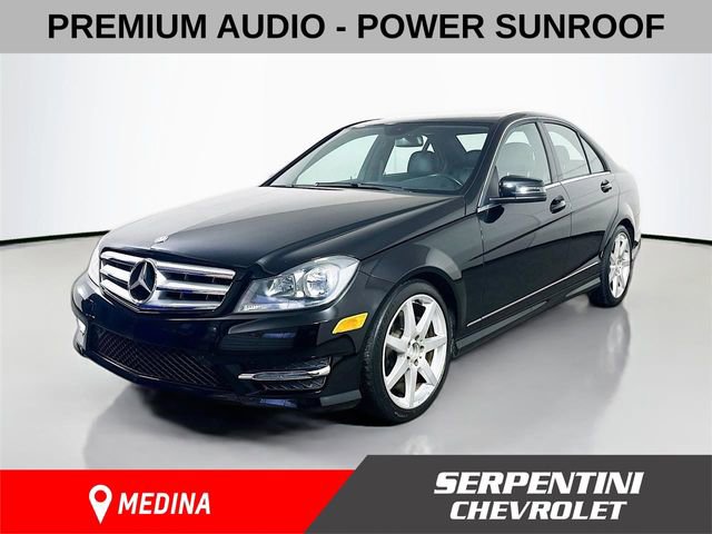 Used 2014 Mercedes-Benz C 300 4MATIC Sedan image 1