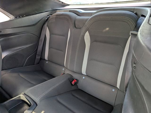 Used 2020 Chevrolet Camaro LT image 10