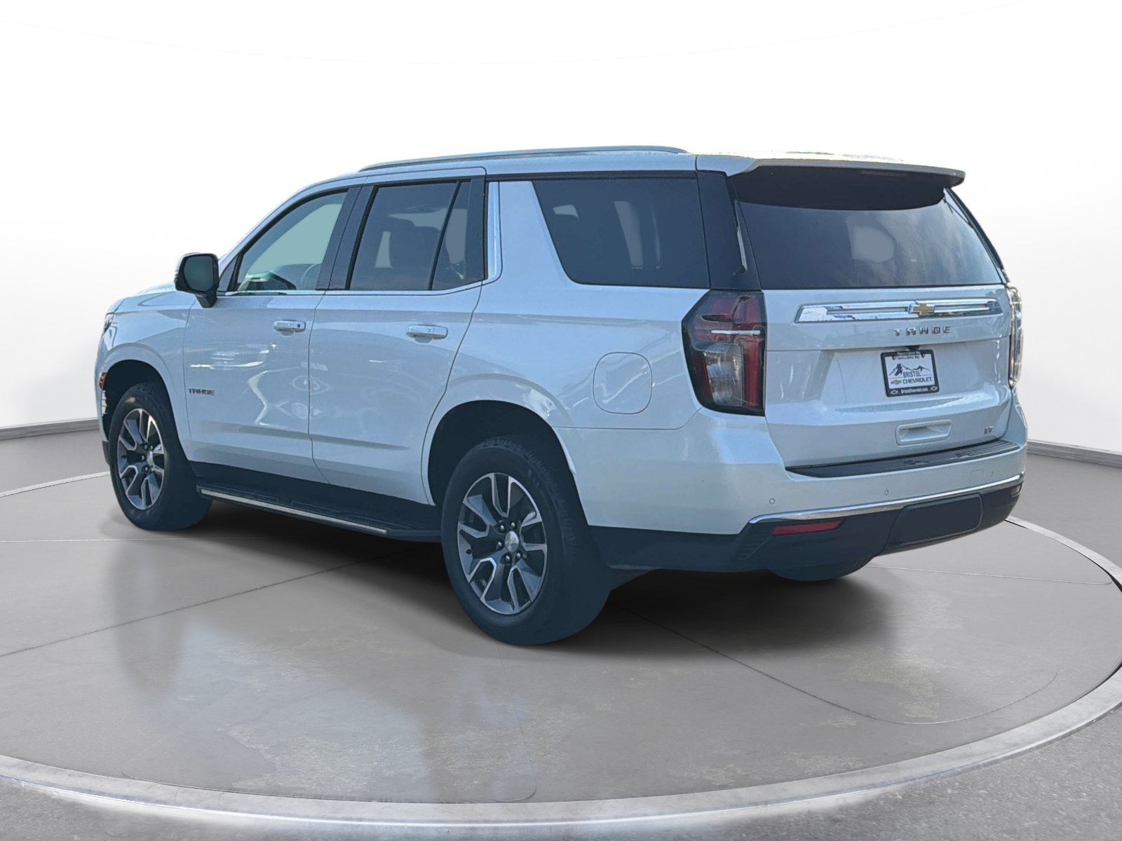 Used 2021 Chevrolet Tahoe LT w/ LT Signature Package AWD/4WD image 6