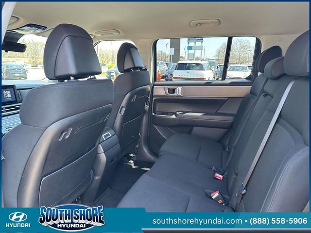 Used 2024 Hyundai Santa Fe SE image 12