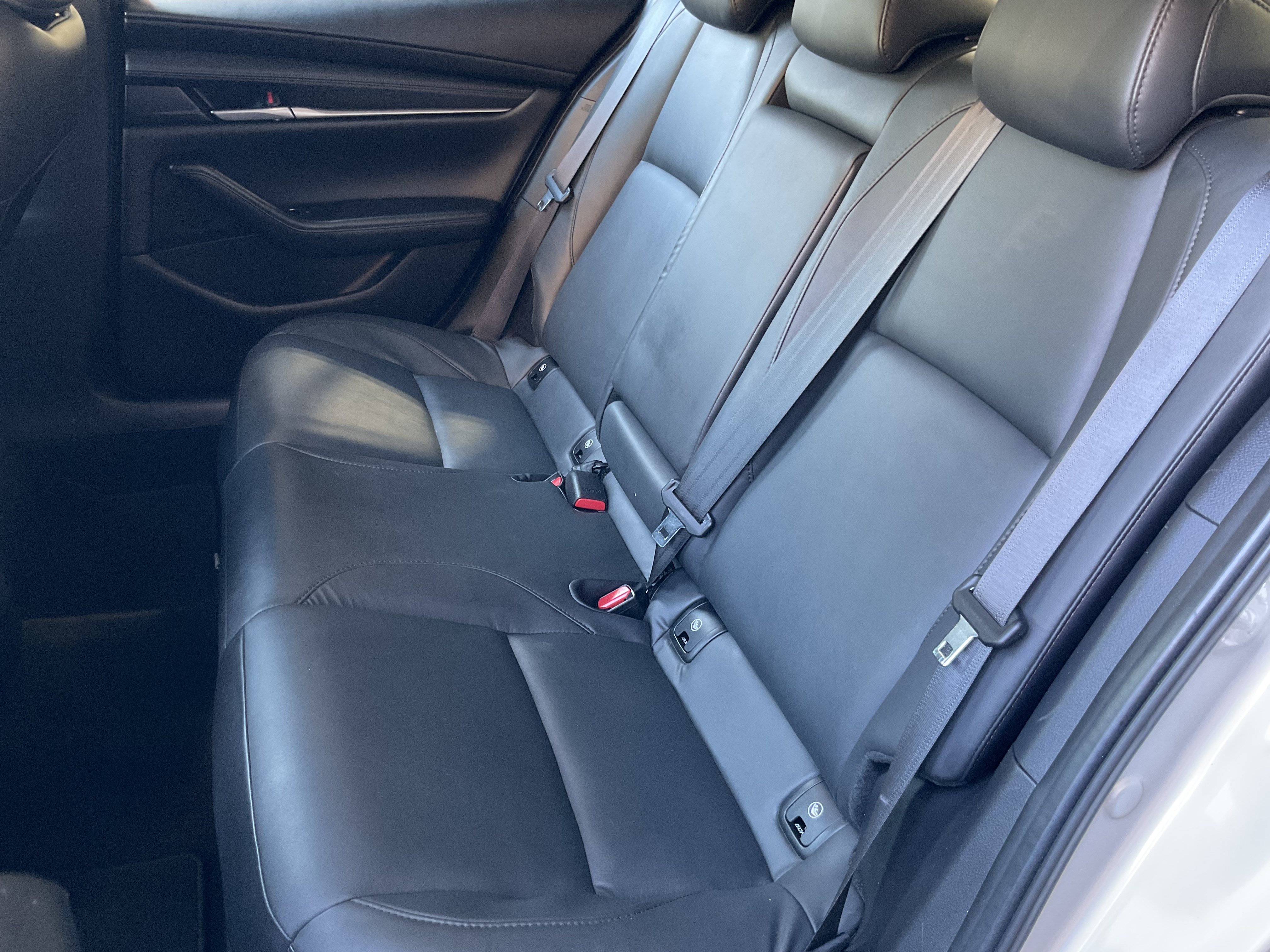 Used 2024 MAZDA MAZDA3 s FWD image 32