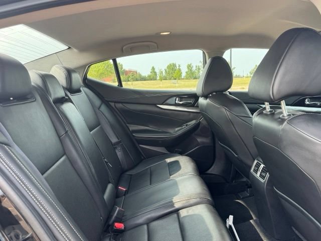 Used 2021 Nissan Maxima 3.5 SV w/ Floor Mat Group FWD image 29