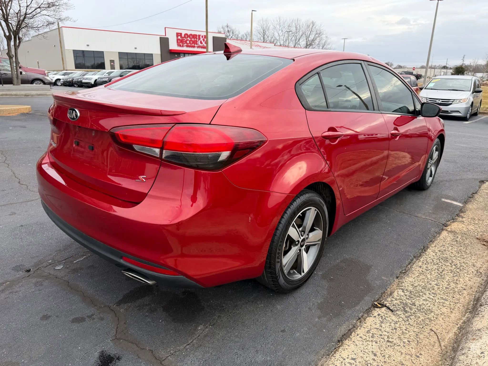 Used 2018 Kia Forte S image 7