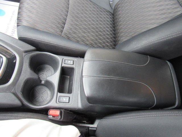 Used 2019 Nissan Rogue SV image 19