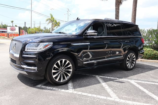Used 2020 Lincoln Navigator Reserve RWD image 3