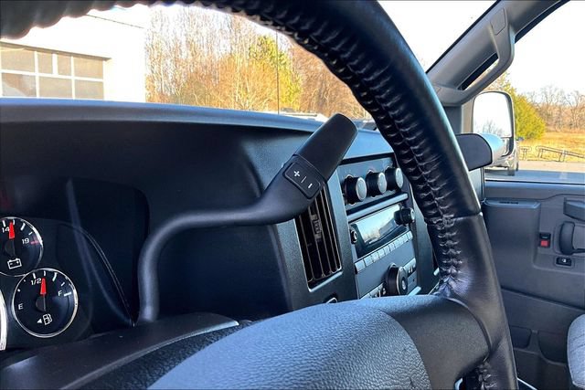 Used 2023 GMC Savana 3500 w/ Driver Convenience Package RWD image 18
