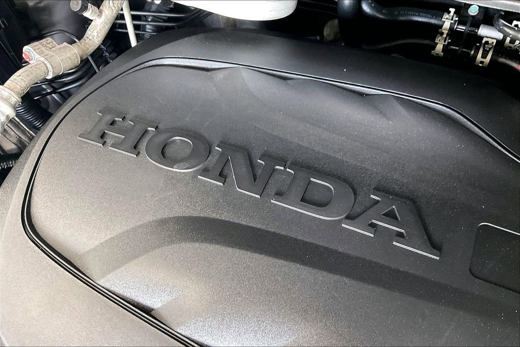 Used 2024 Honda Odyssey Touring image 32