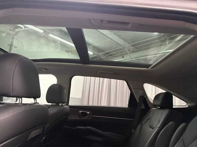 Certified 2023 Kia Sorento X-Line EX AWD/4WD image 17