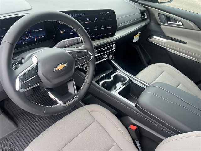 New 2025 Chevrolet Traverse LT w/ LPO, Floor Liner Package image 18