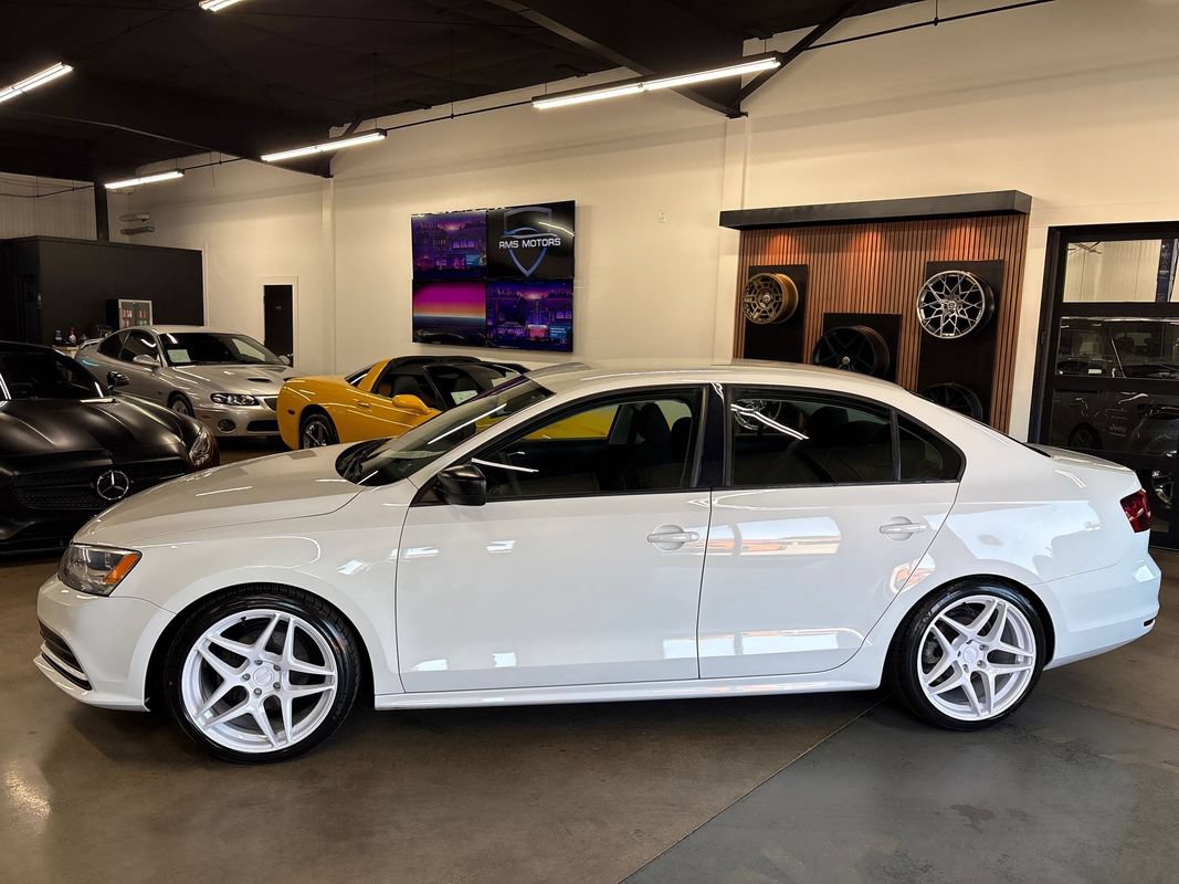 Used 2016 Volkswagen Jetta S FWD image 4