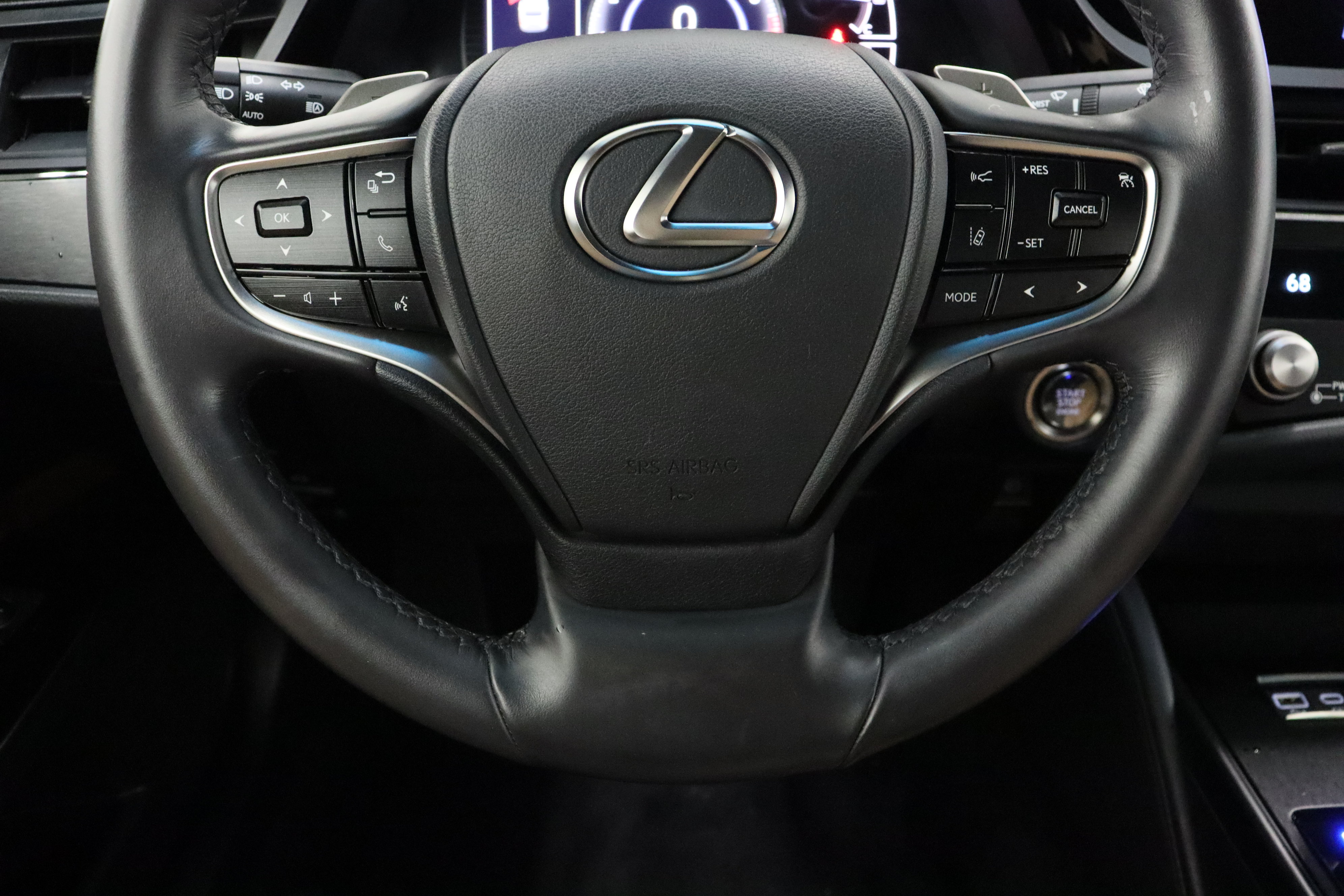 Used 2024 Lexus ES 350 w/ Accessory Package (Z1) FWD image 24