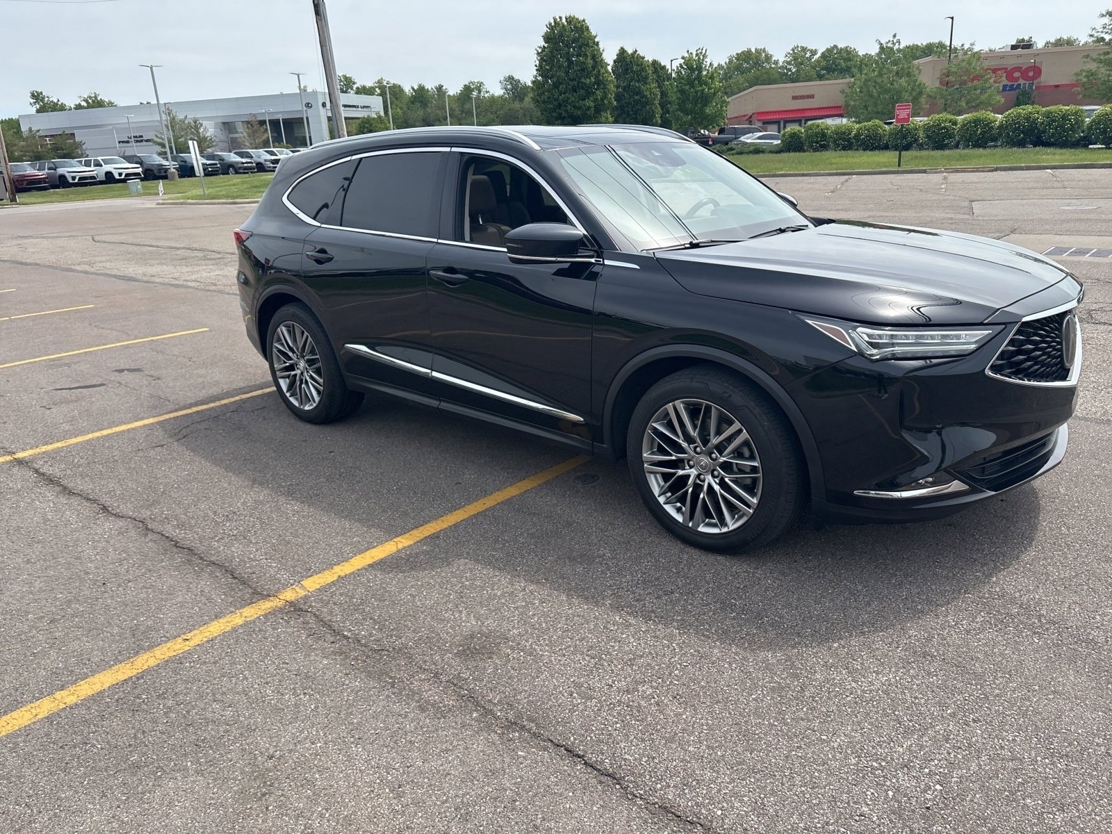 Used 2023 Acura MDX SH-AWD w/ Advance Package image 21