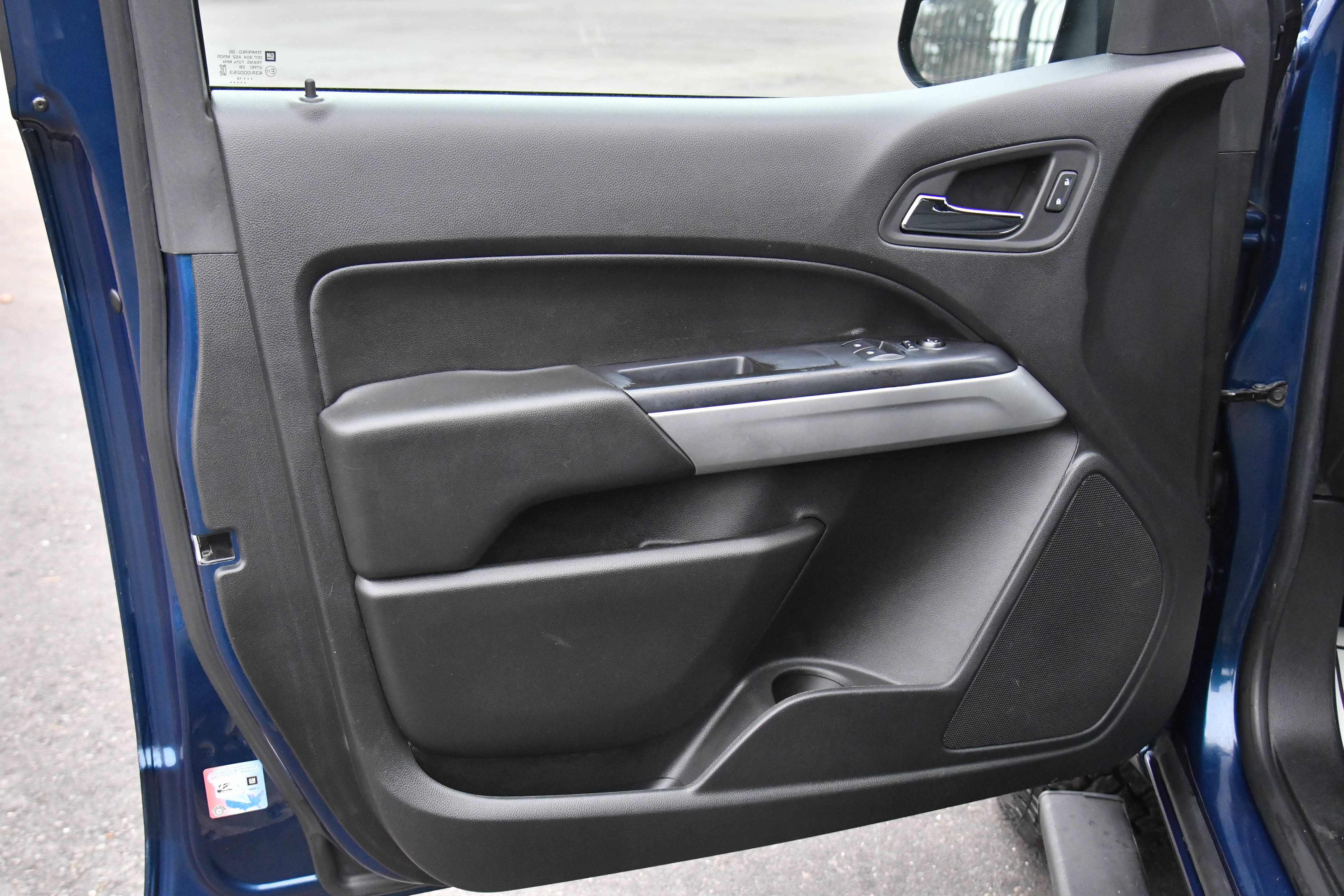 Used 2019 Chevrolet Colorado LT w/ LT Convenience Package image 13