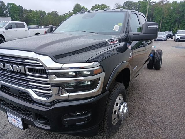 New 2026 RAM 3500 Big Horn w/ Laramie Trim Package AWD/4WD image 9