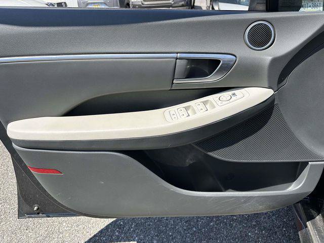 Used 2023 Hyundai Sonata SEL FWD image 11