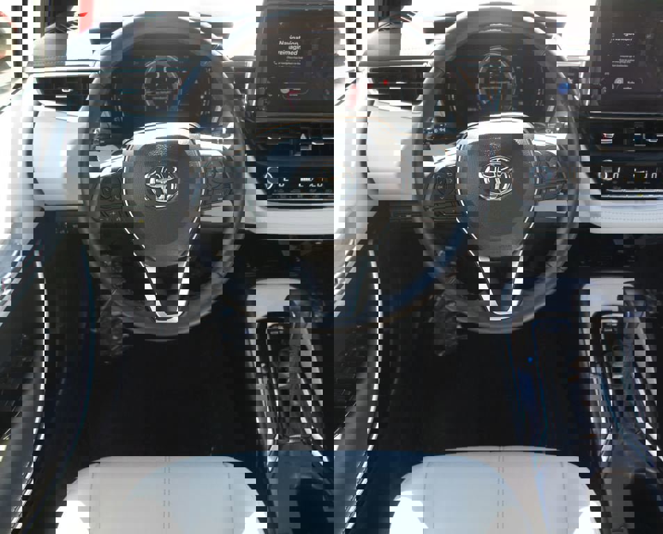Used 2023 Toyota Corolla XSE image 5