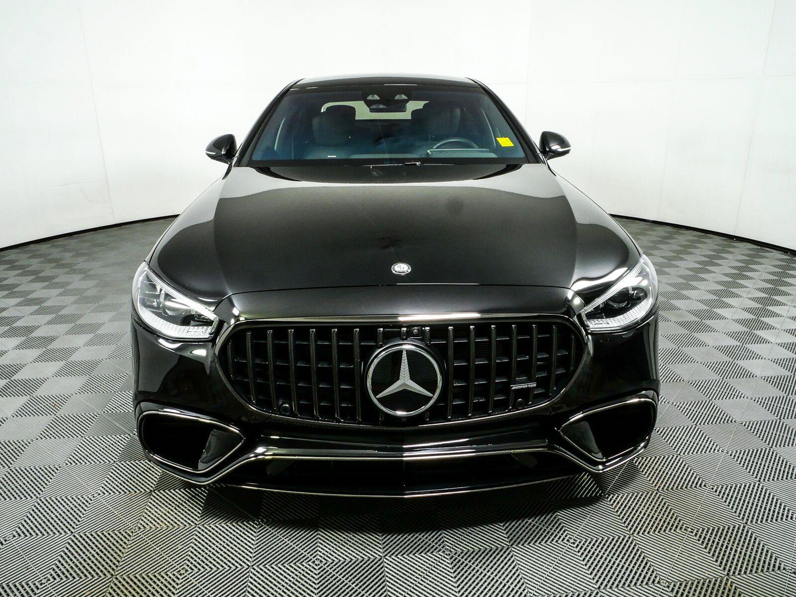 Used 2025 Mercedes-Benz S 63 AMG S image 29