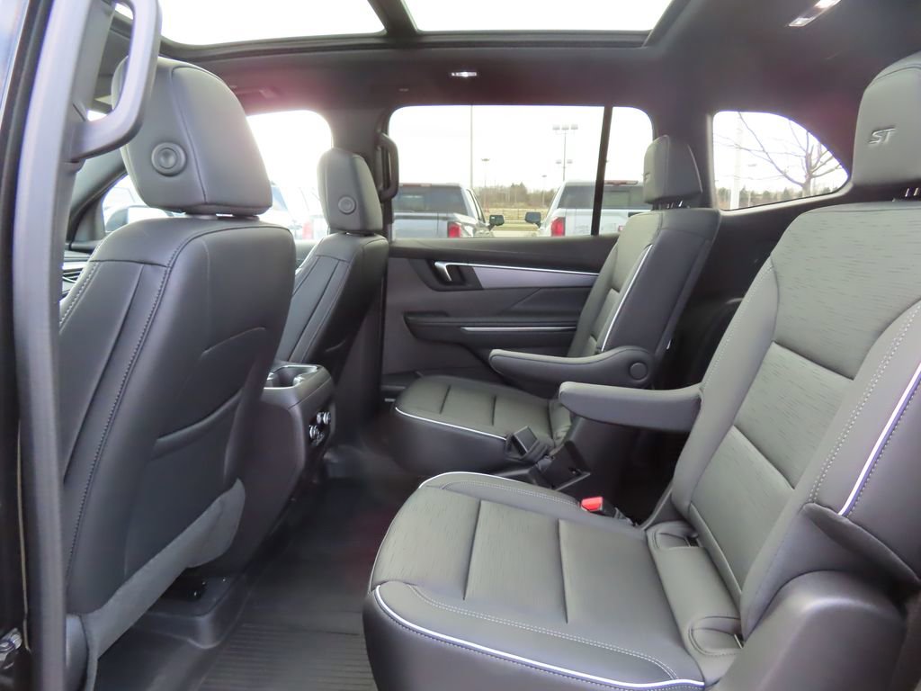 New 2026 Buick Enclave Sport Touring w/ Power Package image 25