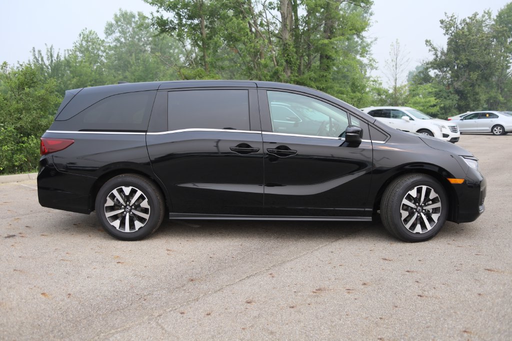 New 2027 Honda Odyssey EX-L image 7