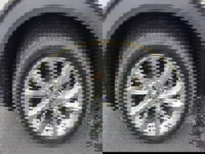 Used 2021 Ford Explorer Platinum w/ Equipment Group 601A image 18