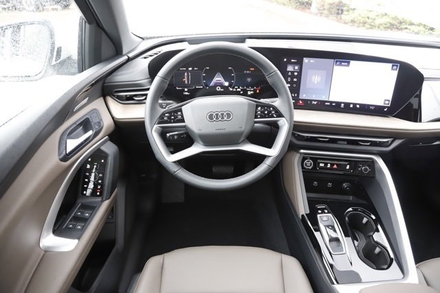 New 2025 Audi Q5 Premium Plus image 18