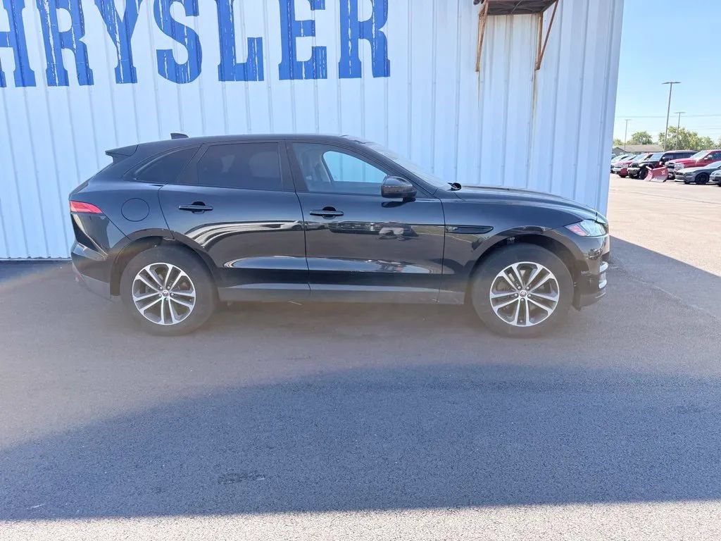 Used 2017 Jaguar F-PACE Prestige AWD/4WD image 9